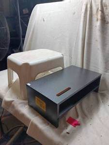 lot 33977 image: Plastic stepping stool, along with a multi-tier desktop monitor stand riser