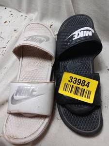 lot 33984 image: Size - 8 (White) 9(Black)-  Nike slides one pair of black and one pair of white