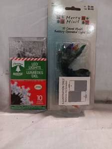lot 34169 image: NEW - 2 - 10 Ct Multi Color & Snowflake Lights.