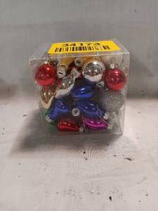 lot 34173 image: New - 24 Piece Count Merry Minis Ornaments.