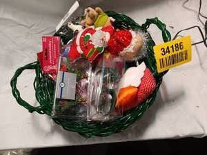 lot 34186 image: Lot of Misc Christmas Decorations & Ornaments.