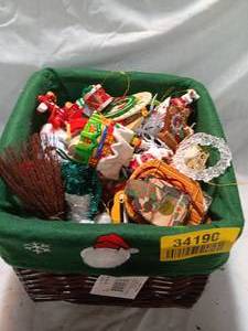 lot 34190 image: Huge lot of Misc Christmas Decorations & Ornaments.