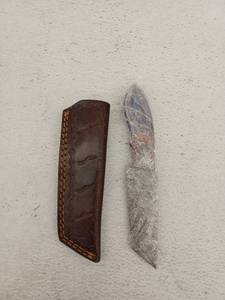 lot 21700 image: MHSCutlery Damascus Steel Folding Knife w Leather Sheath, 8.25 Inch