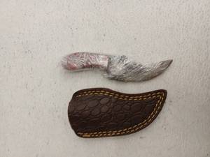 lot 21721 image: MHSCutlery Fixed Blade Knife with Leather Sheath, 6 Inch