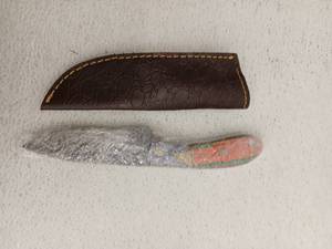 lot 21735 image: MHSCutlery Damascus Blade Knife with Leather Sheath, 8.5 Inch