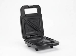 lot 62991 image: Bella Basics Sandwich Maker
