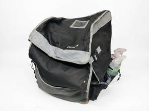 lot 63605 image: Insulated Backpack w Miscellaneous Car Cleaning Products