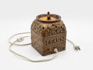 lot 63646 image: Vintage Wooden Candle Warmer with Ornamental Finial