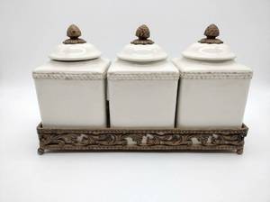 lot 63668 image: Better Homes and Gardens Ceramic Condiment Set with Tray