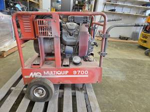 lot 1389 image: Multiquip Portable Generator w Honda Engine  Model 9700