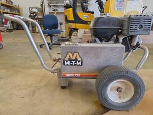 lot 1397 image: Honda Portable Pressure Washer 4000 PSI  Model GX390
