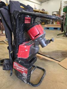 lot 1412 image: Milwaukee Concrete Vibrator - Tool Only  Model MXF371
