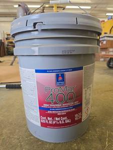 lot 19591 image: Sherwin-Williams ProMar 400 Interior Latex Paint Extra White 5-Gallon