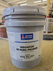 lot 19604 image: Sherwin Williams Wasatch Hi Hide Primer White 5-Gallon