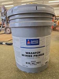 lot 19605 image: Sherwin-Williams Wasatch Hi Hide Primer White 5-Gallon