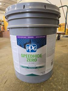 lot 19610 image: PPG Speedhide Zero 6-5310 Interior Paint Eggshell White 5-Gallon