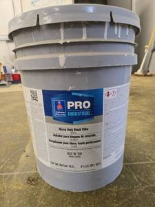 lot 19619 image: Sherwin Williams Pro Industrial Block Filler White B42 W 150 5-Gallon
