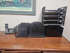 lot 21786 image: Panasonic Cordless Phone System w Base  Model KX-TG6591