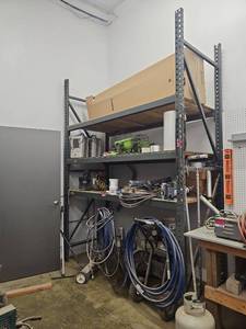 lot 1490 image: Heavy Duty Industrial Pallet Racking System 4-Tier Steel Shelving - Contents Not Included
