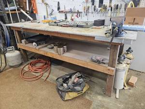 lot 15858 image: Worktable with Bench Vise with Swivel Base