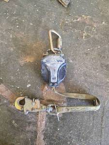 lot 15882 image: Locking Pulley Block  Model DBI-SALA&nbsp