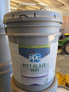 lot 21817 image: PPG Pitt-Glaze WB1 Semi-Gloss Interior Paint 4.60 Gal 16-510