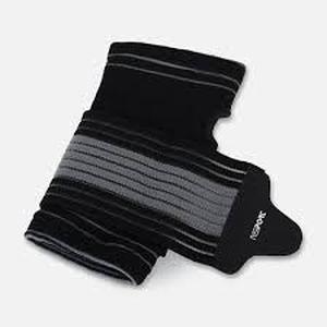 lot 221666 image: Knitted Wrist Support   Al Nasser