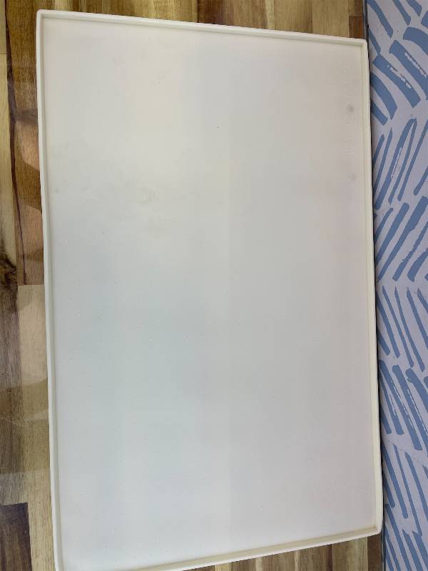 lot 9187332 image: AMZNOVA Dog Food Mat Matguard Dog Bowl Mat, Placemat Food Tray with Lip & Raised Edges for Floor, Waterproof & Silicone for Pet Cat 19 x12  White