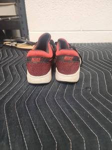 lot 25670 image: Nike Air Max Running Shoes Red Black Mesh Size 7.5