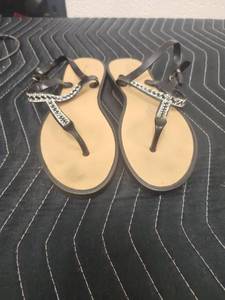 lot 25680 image: Just Be Black T-Strap Sandals w Rhinestone Size 10