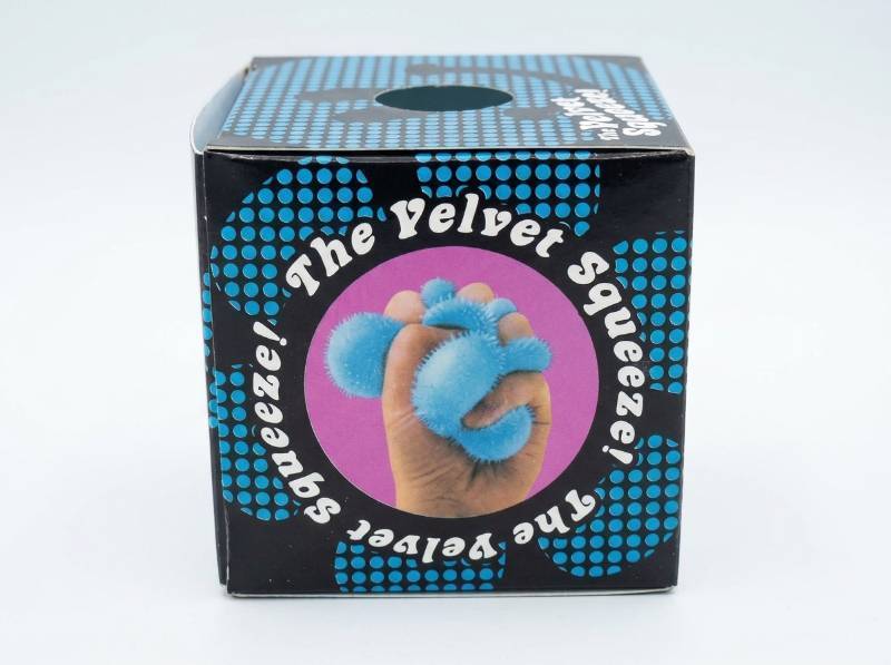 lot 63901 image: Nee Don Fuzz Ball Flower Power Sensory Toy