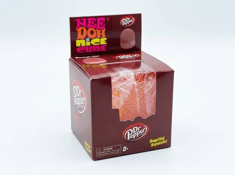 lot 63928 image: NeeDoh Nice Cube Squish Toy