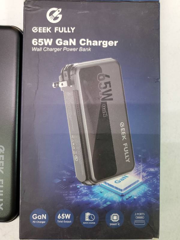 lot 59061 image: Geek Fully 65W GaN Charger Wall Charger Power Bank - Retail $50