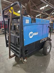 lot 5299 image: Miller Bobcat Welding Generator Welder  Model 250