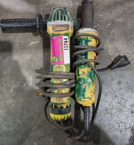 lot 11744 image: (2) Metabo 4.5 inch Angle Grinder  Model DAE2222N