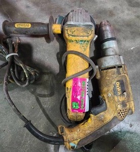 lot 11746 image: (2) DeWalt 4.5 in. Angle Grinder 120V and Drill  Model D28403