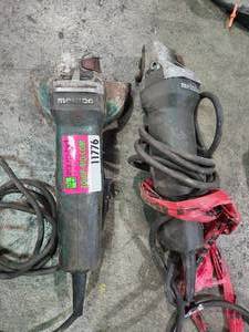 lot 11776 image: Makita 4.5 inch Angle Grinder Lot