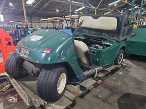lot 5302 image: EZGO Electric Golf Cart w Utility Bed