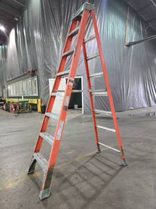 lot 23667 image: 10 Ft - Esquire Fiberglass A-Frame Ladder