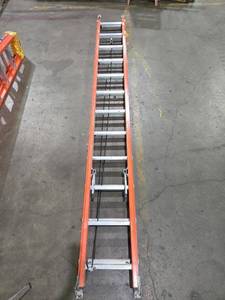 lot 23687 image: 24 Ft - Louisville Fiberglass Extension Ladder w Aluminum Rungs