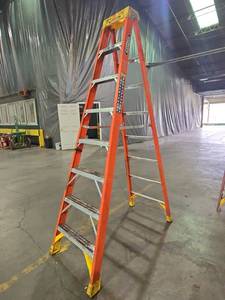 lot 23692 image: 8 Ft - Werner 300lb Fiberglass A-Frame Ladder