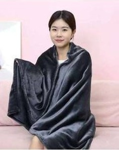 lot 10209 image: USB Warm Electric Blanket Shawl