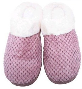 lot 10229 image: Cozy Adult Slippers Pink