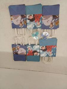 lot 10244 image: Anime Gift Bags And Fidget Spinners