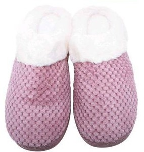 lot 10311 image: Cozy Adult Slippers Pink
