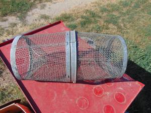 lot 3673 image: Minnow Trap