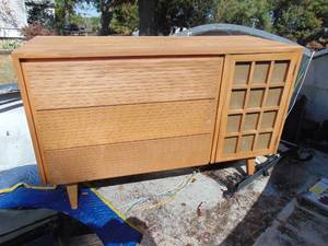 lot 3682 image: MCM Cabinet