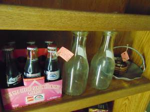 lot 3737 image: Contents of Shelf