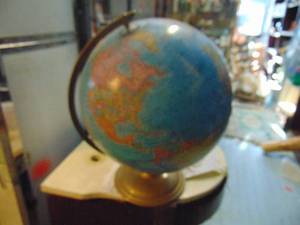 lot 3742 image: Vintage Globe