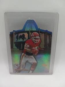 lot 7 image: 1996 Topps Halll Bound Marcus Allen Football Card